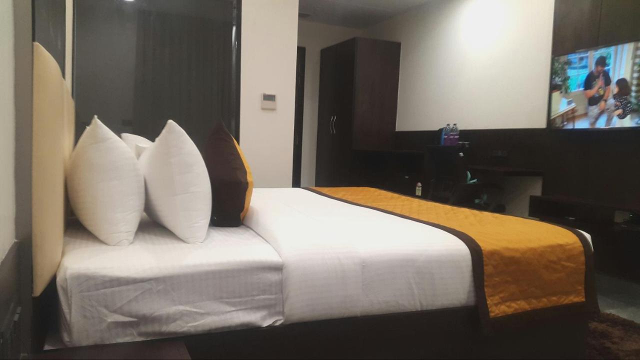 Hotel Aksh Inn Jaipur Bagian luar foto